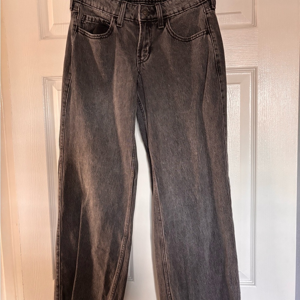 Hollister Dark Gray Low-Rise Baggy Jeans